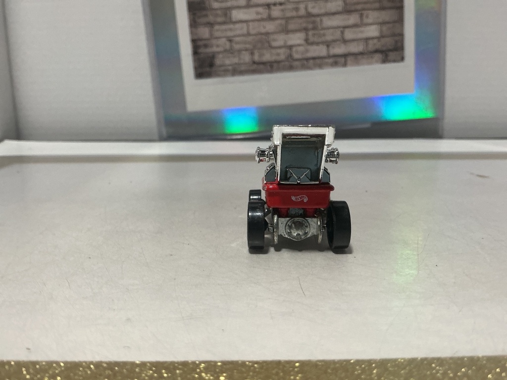 1/64 1996 HOT WHEELS RADIO FLYER WAGON image