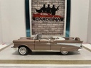 1/18: ROAD SIGNATURE 1957 CHEVROLET BEL AIR BRONZE ON WHITE