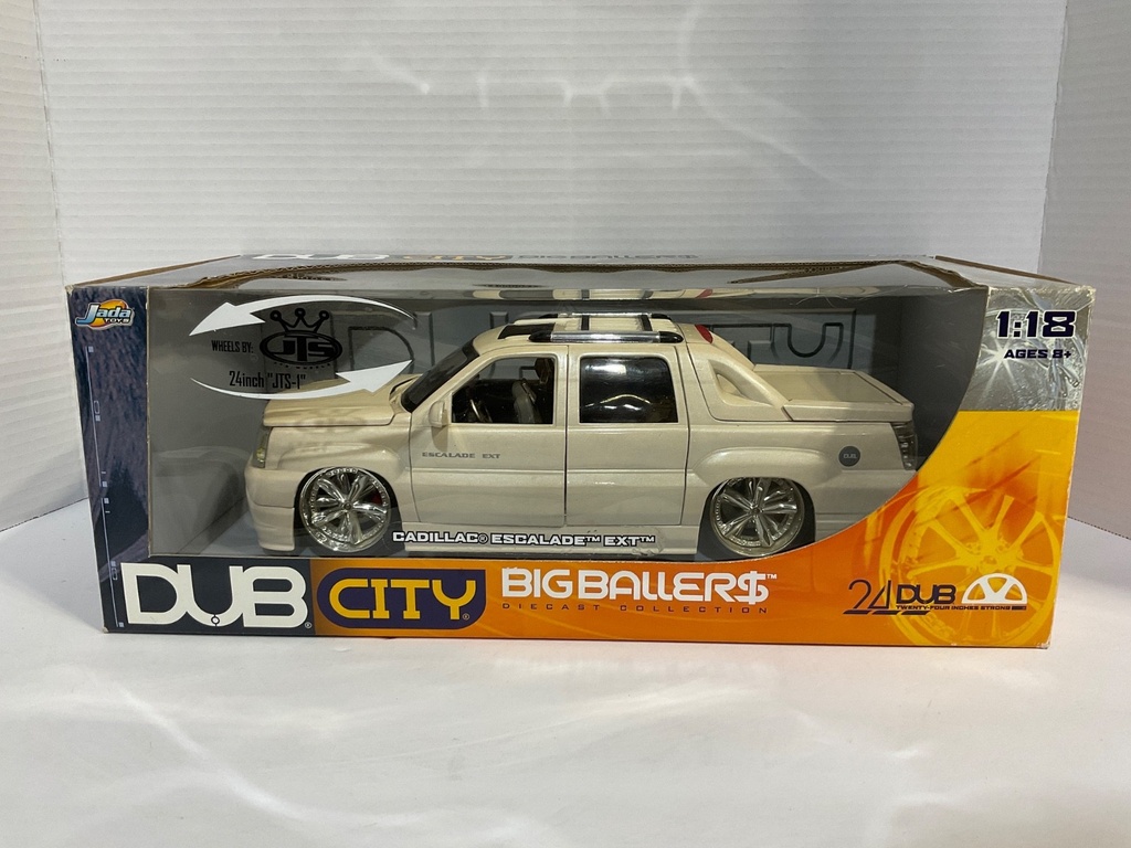 [111880] 1:18 JADA TOYS DUB CITY BIG BALLERS CADILLAC ESCALADE (DISPLAYED) CREAM ON GREY