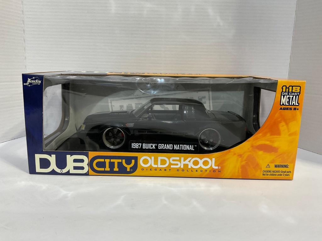 [111884] 1:18 JADA TOYS DUB CITY (DISPLAYED) 1987 BUICK GRAND NATIONAL *BUBBLE ON PAINT