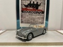 1/18: ROAD SIGNATURE 1958 ASTON MARTIN DB2/4 SILVER ON TAN