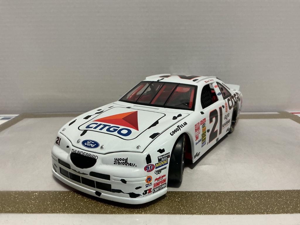 [111116] 1/18: REVELL NACAR MICHAEL WALTROP CITGO #21 FORD