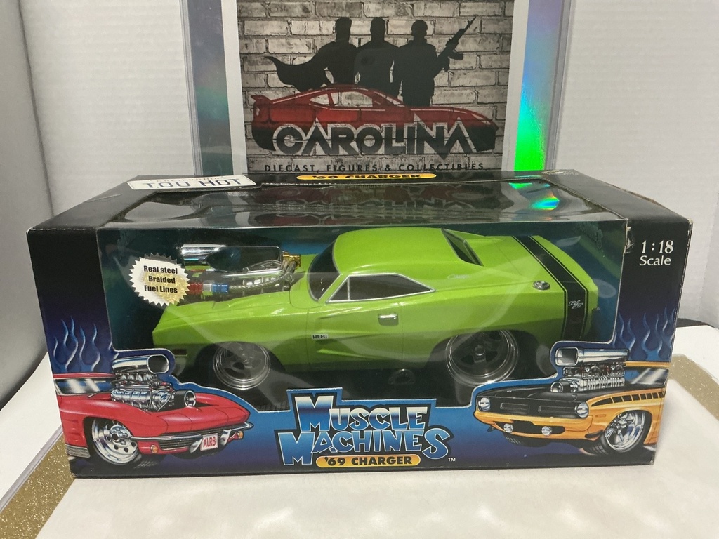 1/18: MUSCLE MACHINES GREEN ‘69 CHARGER
