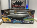 1/18: MUSCLE MACHINES GREY ‘65 CHEVELLE WAGON