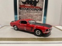 1/18: WELLY 1969 FORD MUSTANG BOSS 302 RED ON BLACK
