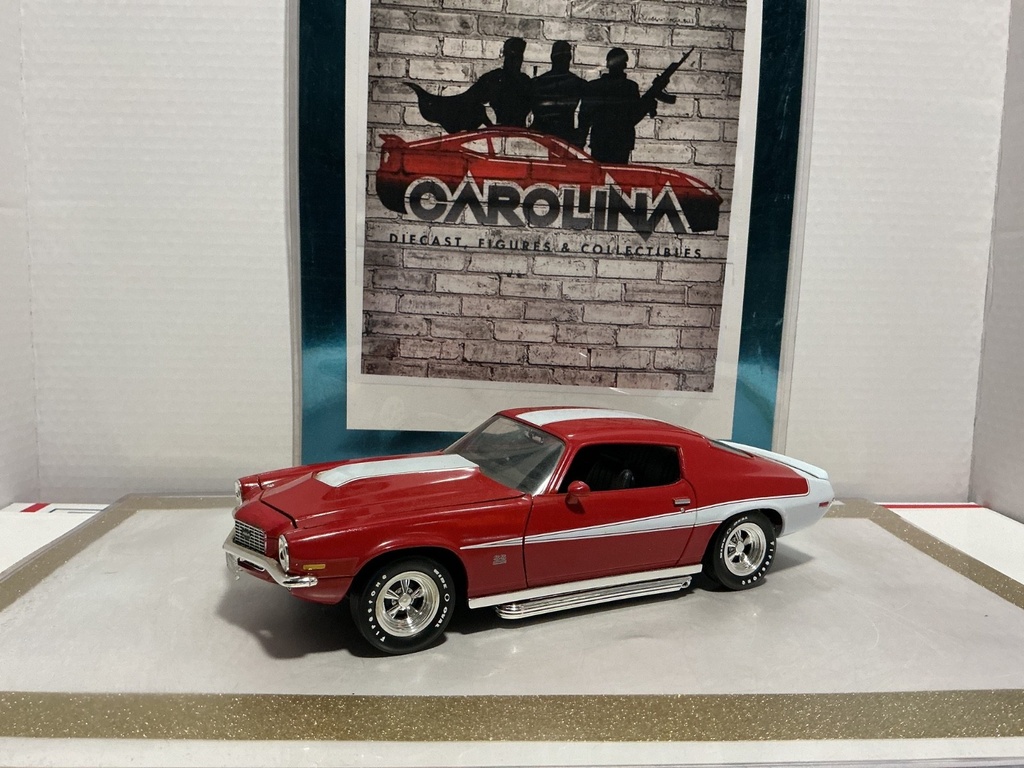 1/18: ERTL 1970 CHEVROLET CAMARO BALDWIN “MINOR RASH ON HOOD, MISSING MIRROR”