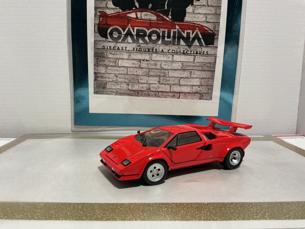 [010546] 1/24: FRANKLIN MINT 1985 LAMBORGHINI COUNTACH 5000 S