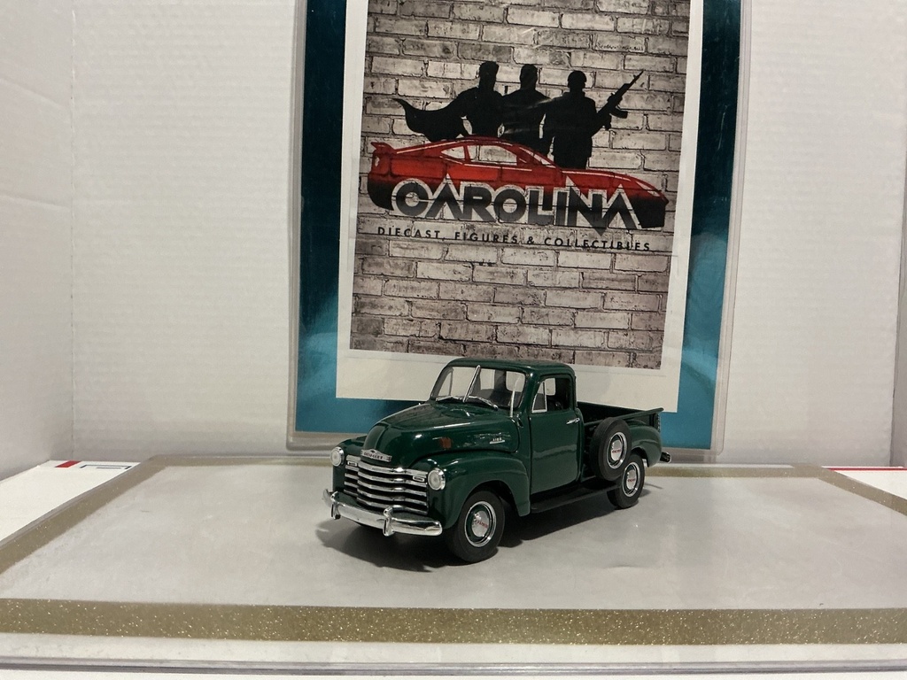 [010575] 1/24: DANBURY MINT 1953 CHEVROLET PICKUP *NO MIRROR*