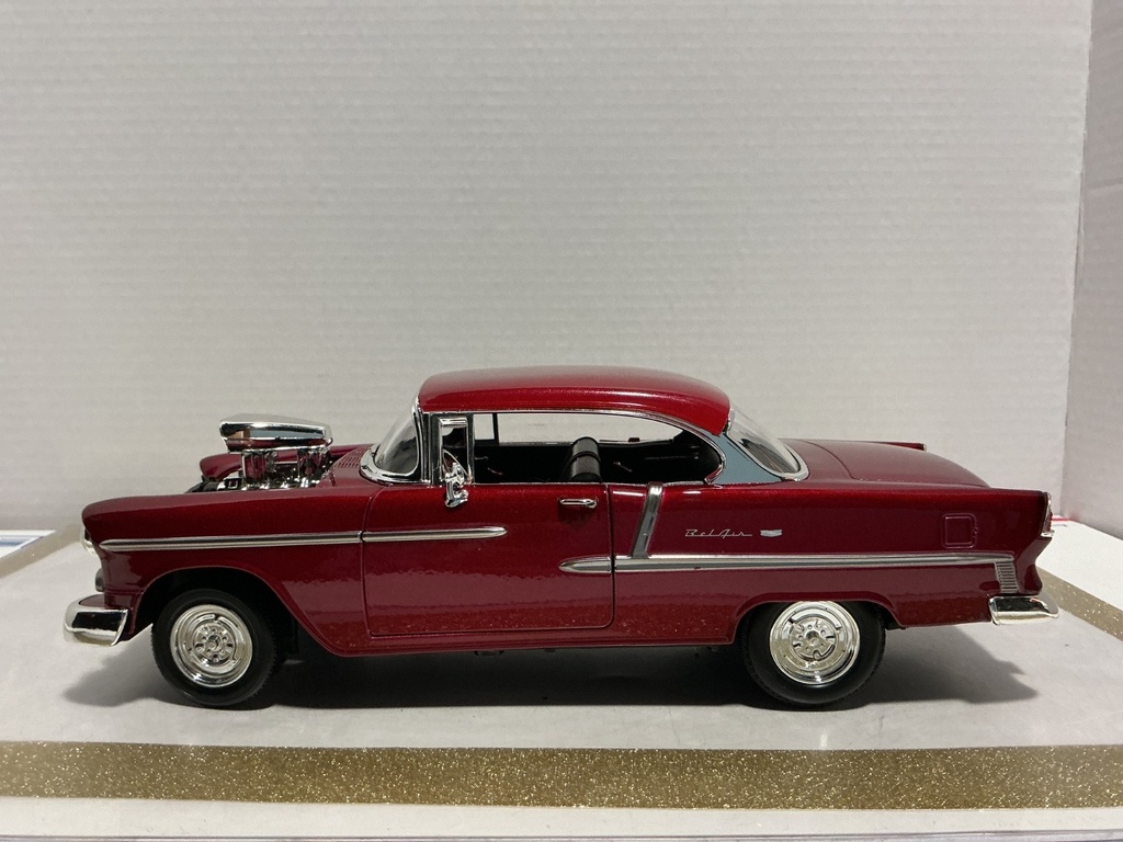1/18 MOTOR MAX 1955 CHEVROLET BEL AIR RED ON BLACK