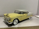 1/18 ERTL 1955 CHEVROLET BEL AIR WHITE/YELLOW ON WHITE/BLACK
