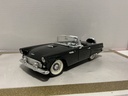 1/18 REVELL 1956 FORD THUNDERBIRD BLACK ON WHITE