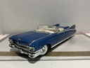 1/18 MAISTO CADILLAC ELDORADO BIARRITZ 1959 BLUE OR CREAM