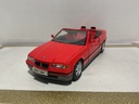 1/18 MAISTO BMW 325I CONVERTIBLE 1993 RED ON RED/BLACK