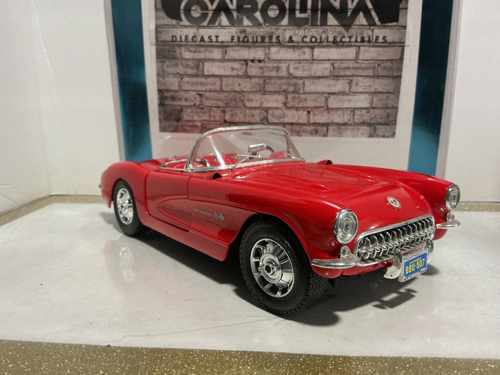 1:18 BURAGO 1957 CORVETTE RED ON RED
