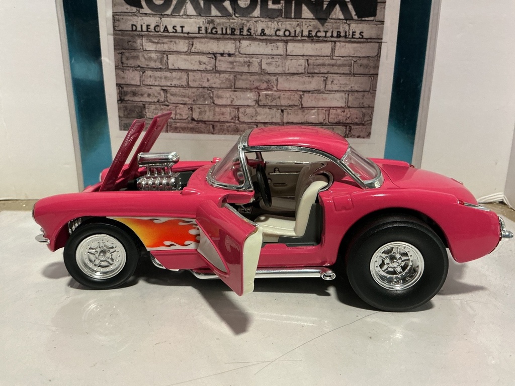 [110888] 1:18 ROAD LEGENDS 1957 CORVETTE PINK ON WHITE [LIGHT RASHING]