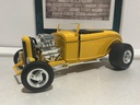 1:18 ERTL FORD STREET ROD YELLOW ON BLACK [NO BOX]