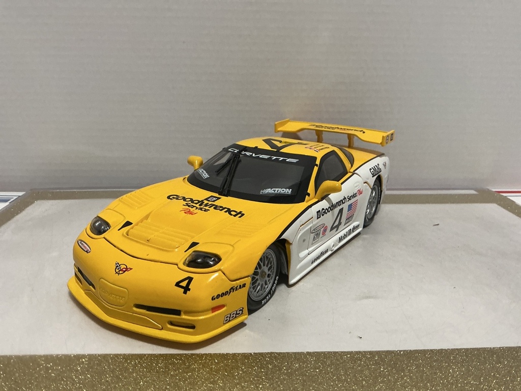 [110914] 1:18 ACTION CORVETTE #4 GOODWRENCH ANDY PILGRAM  [NO BOX]