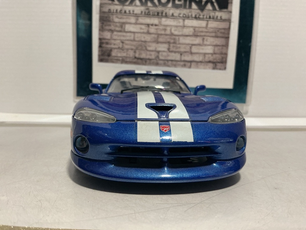 1:18 BBURAGO VIPER GTS [NO BOX]