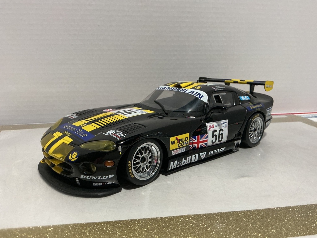 1:18 AUTO ART DODGE VIPER 24 HEURES DU MANS [NO MIRROR REPAIR SPOILER]  [NO BOX]