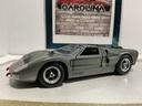 1:18 UNIVERSAL HOBBIES FORD GT 40 MKII [NO BOX]