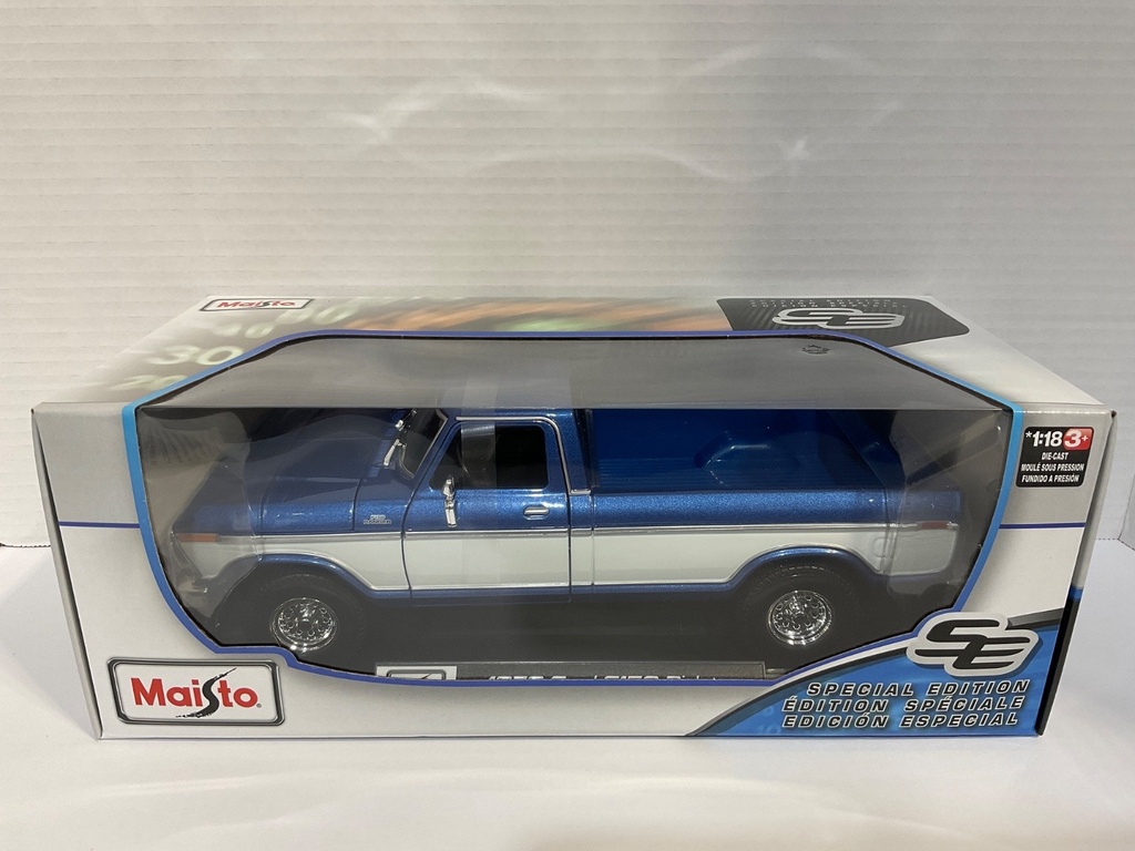 1:18 MAISTO 1979 FORD F150 PICK-UP BLUE WITH WHITE STRIPES