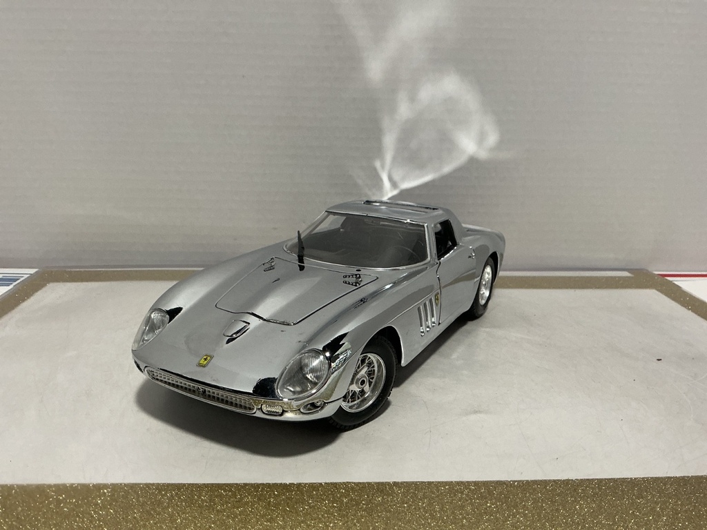 1:18 GUILOY FERRARI 250 GT CHROME [NO BOX]