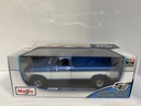 1:18 MAISTO 1979 FORD F150 PICK-UP BLUE WITH WHITE STRIPES