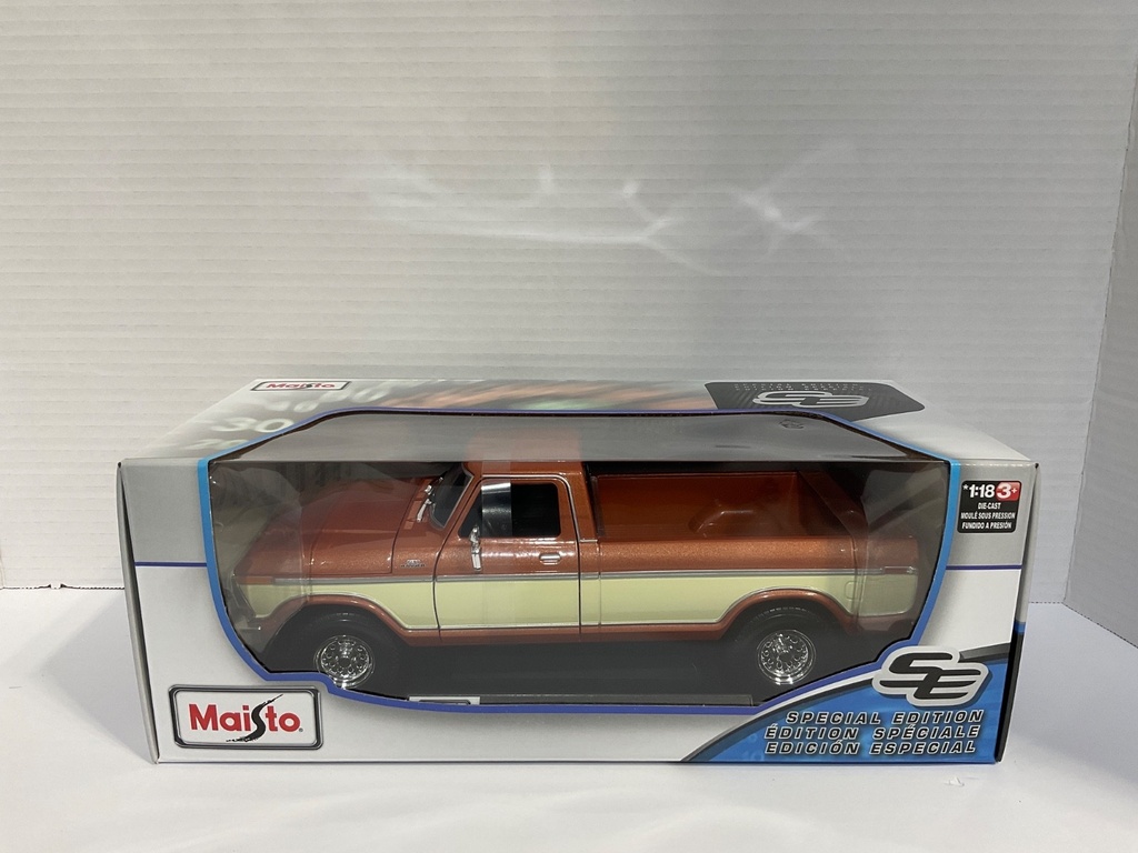 [111613] 1:18 MAISTO 1979 FORD F150 PICK-UP BROWN WITH CREAM STRIPES