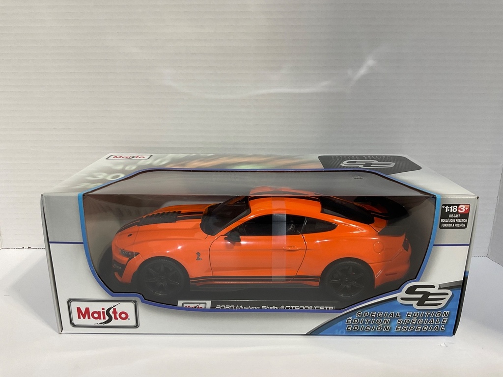 1:18 MAISTO 2020 MUSTANG SHELBY GT500 ORANGE WITH BLACK STRIPES