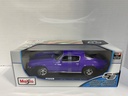 1:18 MAISTO 1971 CHEVROLET CAMARO PURPLE WITH BLACK STRIPES