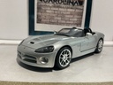 1:18 MAISTO DODGE VIPER GRAY ON BLACK [NO BOX]