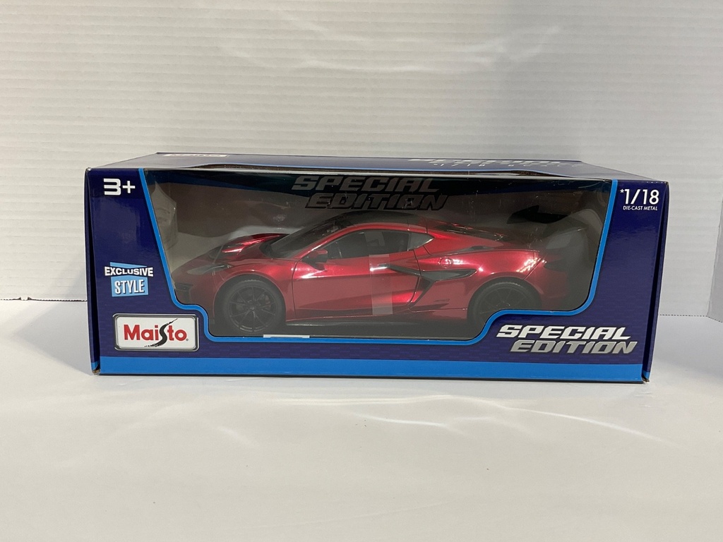 1:18 MAISTO CORVETTE ZR1 COUPE RED AND BLACK !!