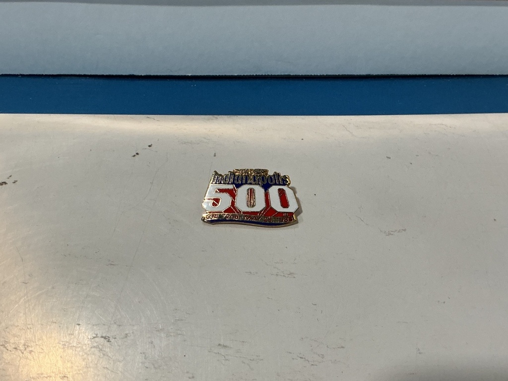 [003943] Vintage Formula 1 , Nascar , Rally Car and Road Racing Shirt Jacket Pin