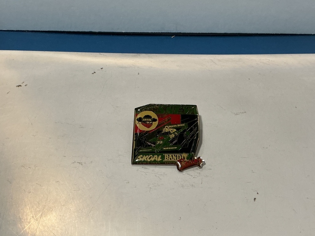 [003855] Vintage Formula 1 , Nascar , Rally Car and Road Racing Shirt Jacket Pin