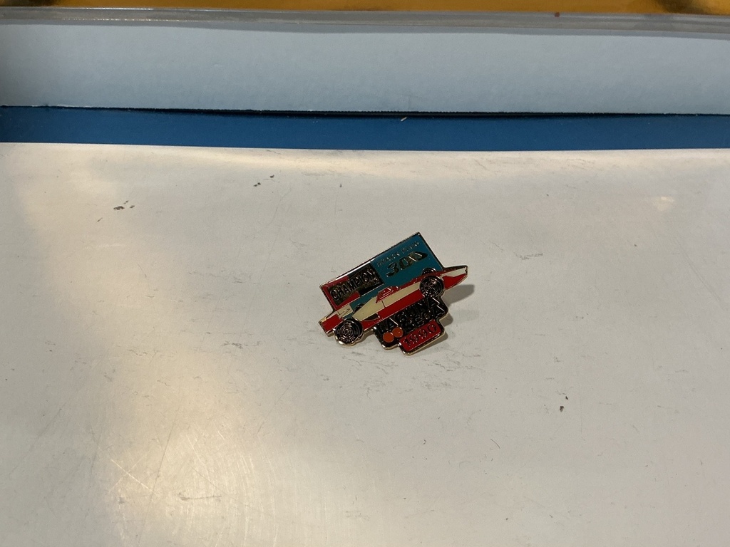 [003867] Vintage Formula 1 , Nascar , Rally Car and Road Racing Shirt Jacket Pin