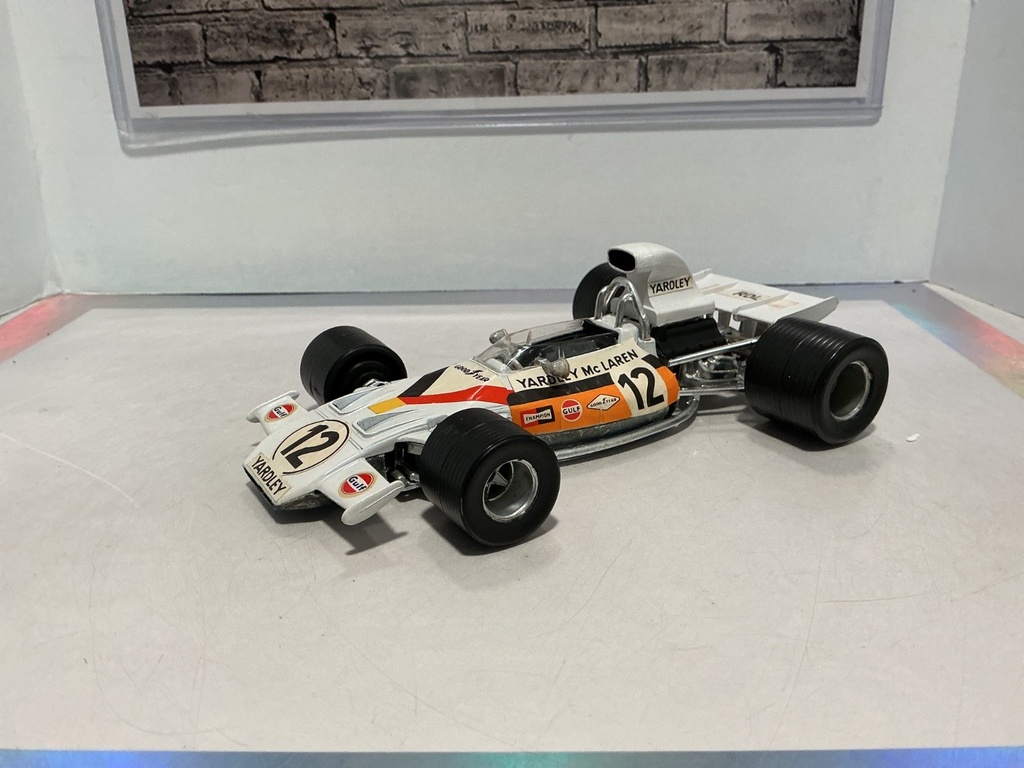 1:25 POLISTIL FX 5 MCLAREN MADE IN ITALY #12 YARDLEY