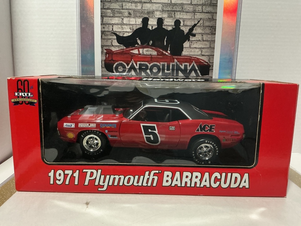 1:18 ERTL 60TH ANNIVERSARY 1971 PLYMOUTH BARRACUDA RED / BLACK
