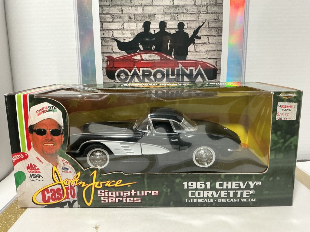 1:18 ERTL JOHN FORCE SIGNATURE SERIES 1961 CHEVY CORVETTE