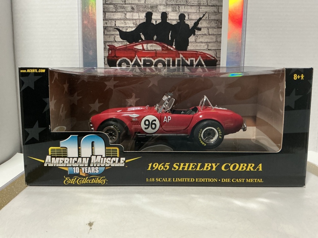 1:18 ERTL 10TH ANNIVERSARY 1965 SHELBY COBRA RED ON BLACK