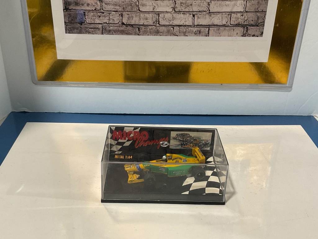 [001252] 1:64 MINICHAMPS F1 MICRO CHAMPS (metal) BENETTON