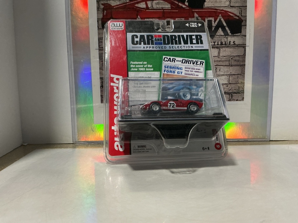 [101627] 1/64 AUTO-WORLD - CAR & DRIVER - 1965 FORD GT RED
