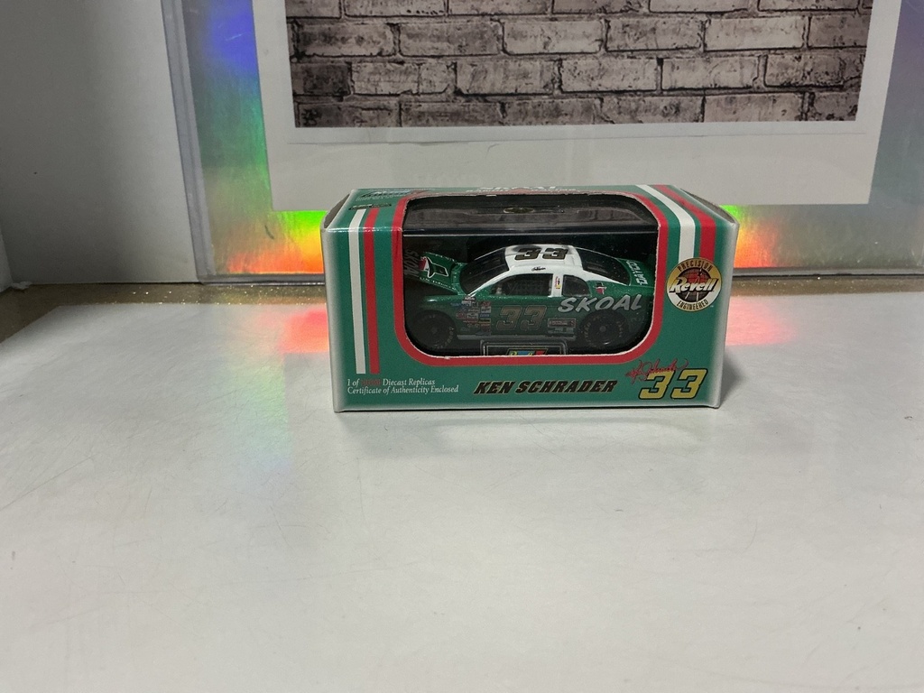 [101645] REVELL - KEN SCHRADER #33 1/64