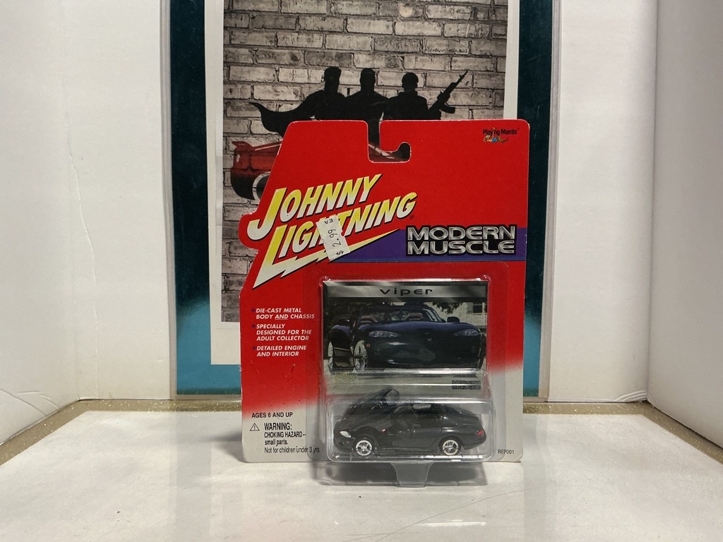 [007165] 1:64 JOHNNY LIGHTNING COLLECTION- VIPER