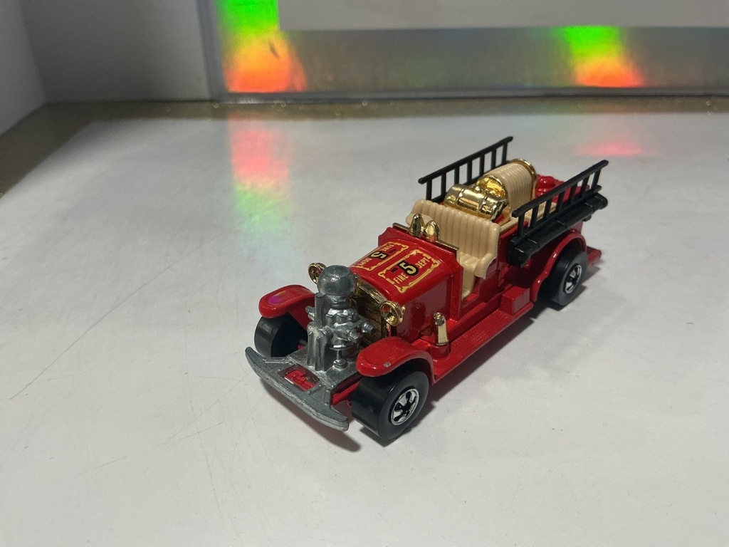 [101351] 1:64 - HOTWHEELS OLD NUMBER 5
