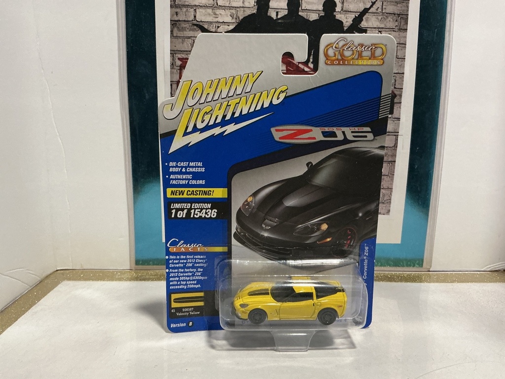 [007150] 1:64 JOHNNY LIGHTNING COLLECTION 2012 CHEVY CORVETTE Z06