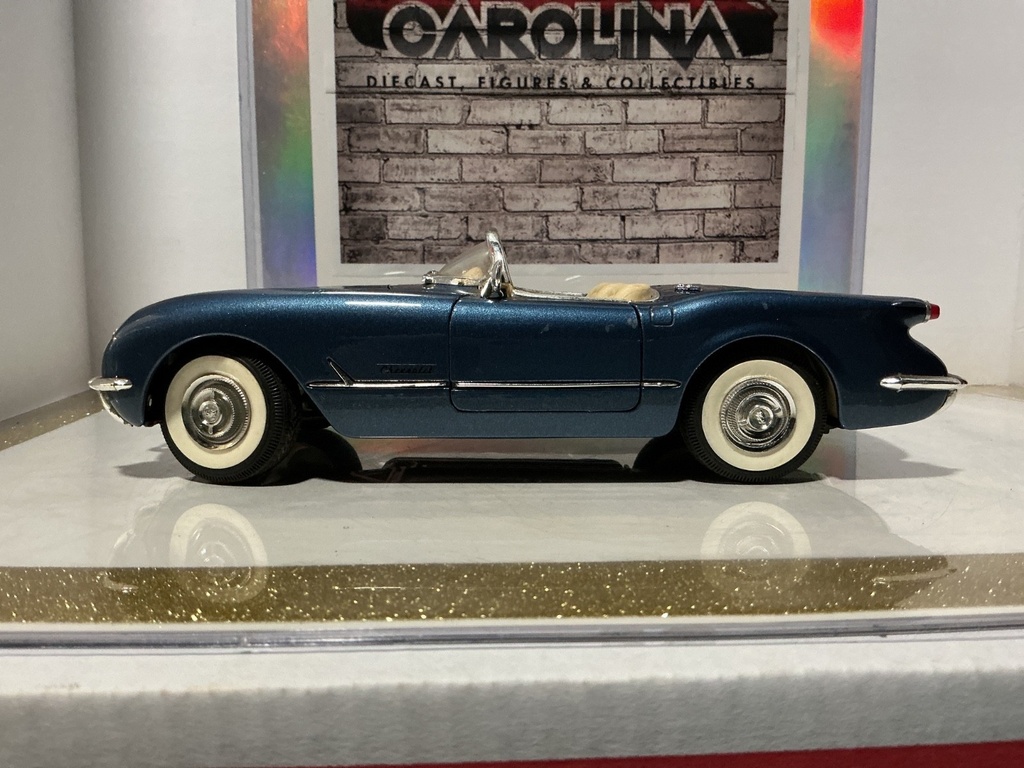 1:18 MIRA 1954 CORVETTE CHEVROLET BLUE ON TAN [SPOTS ON PAINT, CHROME MISSING]
