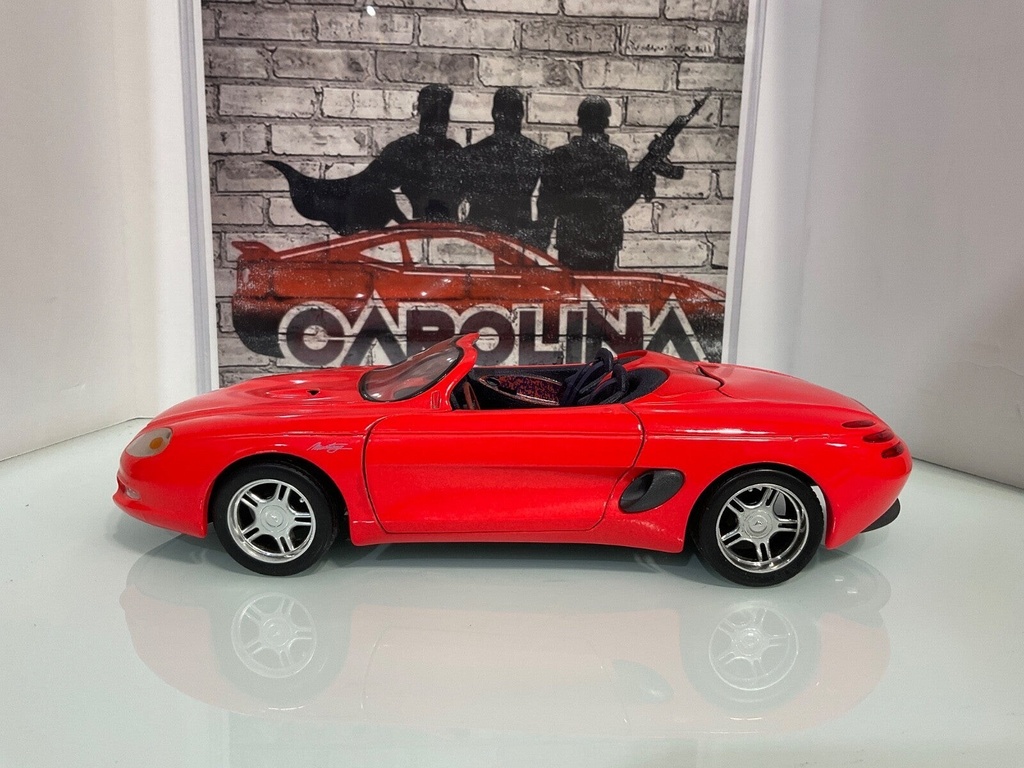 1:18 MAISTO FORD MUSTANG MACH 3 RED ON BLACK  (NO MIRRORS)