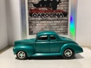 1:18 ERTL 1940 Ford Coupe Green on Brown (left mirror missing + need repair)
