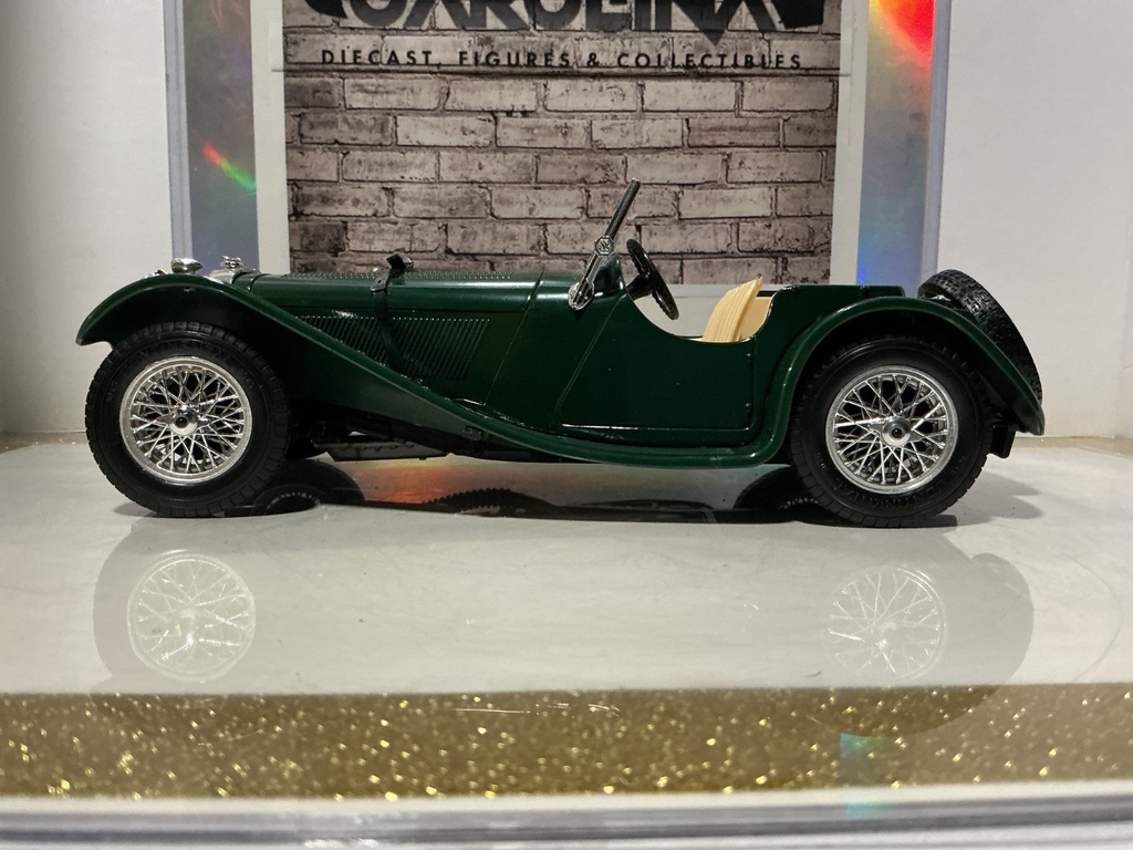 1:18 BURAGO 1937 Jaguar SS-100 - Green on Tan Convertible