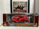 1:18 ROAD LEGENDS- FORD 1932 3 WINDOW